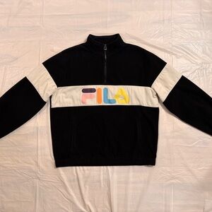 Retro Vintage Fila Multicolor Logo Black and White Pullover